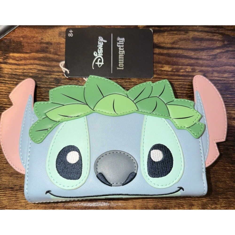 Loungefly Disney Lilo and Stitch Luau Hula Dance Cosplay Flap Wallet NEW